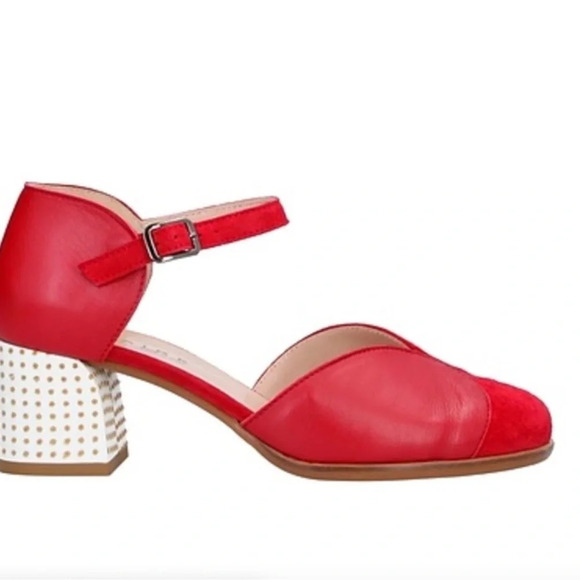 Eclaire Red Bright Suede Polka Dot Heel Sandals Shoes Heels Size EU 39 US 9 NWB - Picture 1 of 7